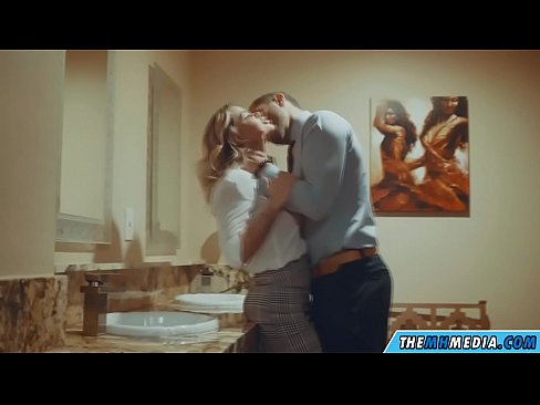 ❤️ Kung ang usa ka busty blonde naghaylo kanimo sa usa ka publiko nga kasilyas super sex sa amon ceb.risegame.top ☑